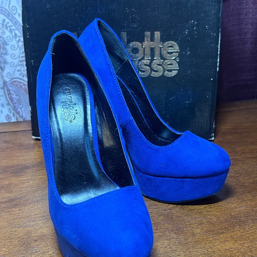 Charlotte Russe Vibrant Blue Heels - Picture 2 of 5